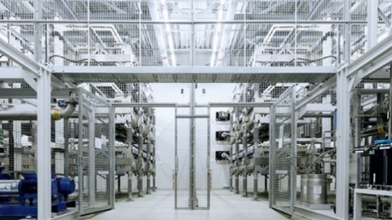 Figure: Inside view of the static synchronous compensator hall. Source Amprion [1].
